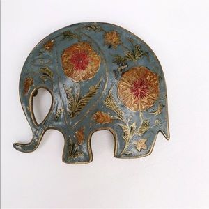 Belt buckle elephant enamel floral